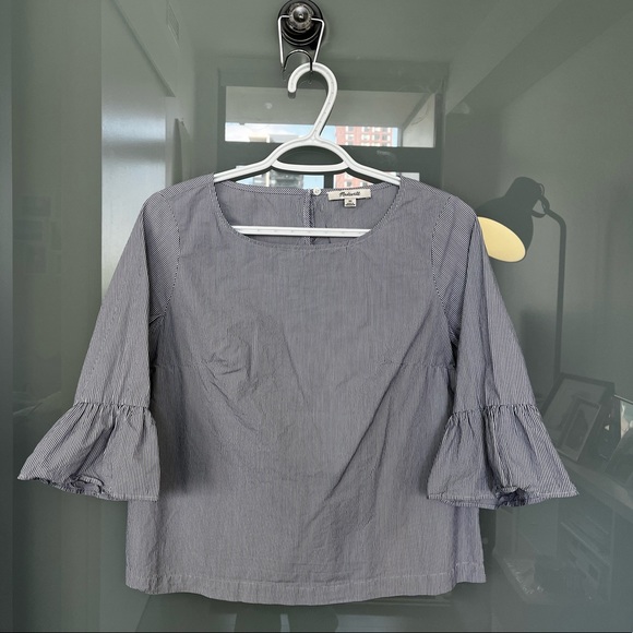Madewell bell sleeved top - Picture 3 of 9